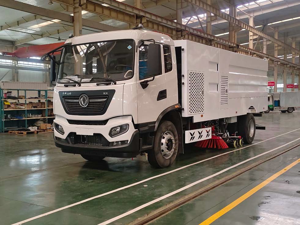18噸純電動(dòng)洗掃車(chē) HWA5180TXSEQBEV